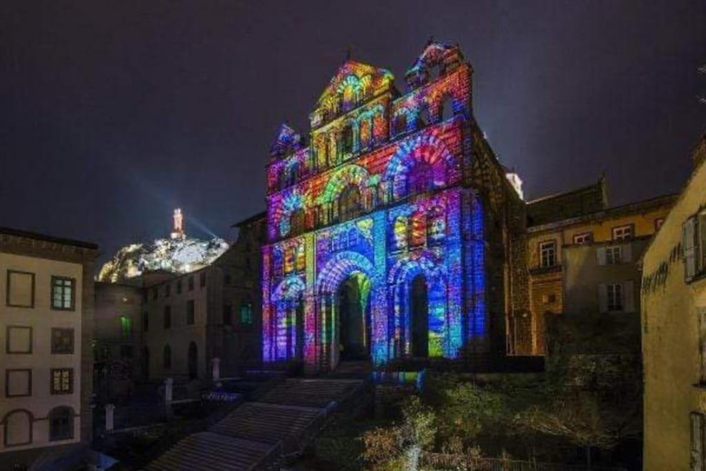 Logis Du Chandelier Le Puy-en-Velay 외부 사진