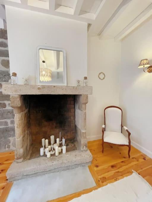 Logis Du Chandelier Le Puy-en-Velay 외부 사진